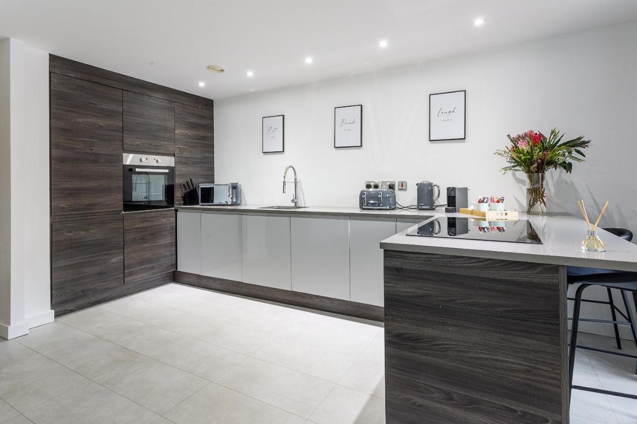 Boutique Quayside Apartment - Free Parking ニューカッスル・アポン・タイン エクステリア 写真